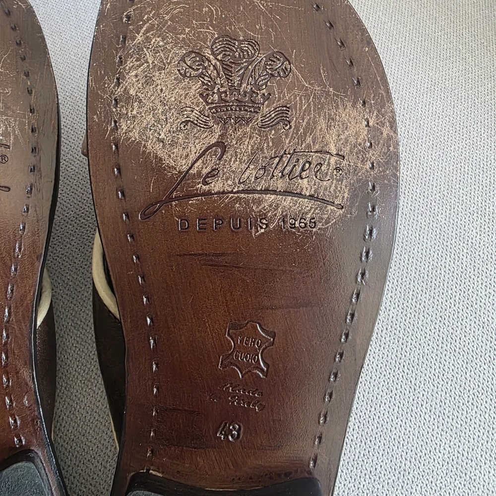 LE BOTTIER Milano Brown and Tan Men's Sandals, size 43, Used.
